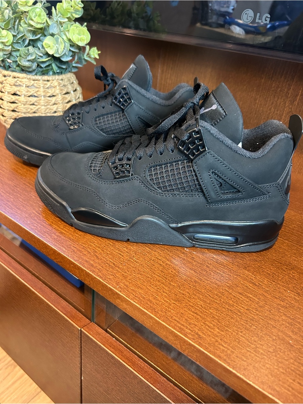 Air Jordan 4 Retro ‘Black Cat’ 2025